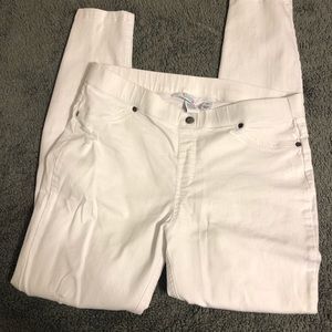 NWOT. Utopia skinny pull on jeans